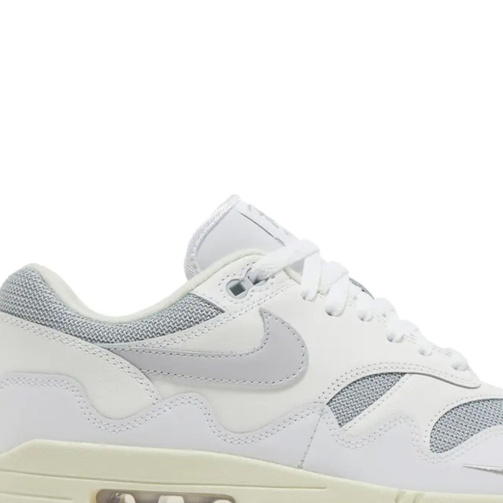 Nike Air Max 1 Patta Waves x Pure Platinum White' (2022)